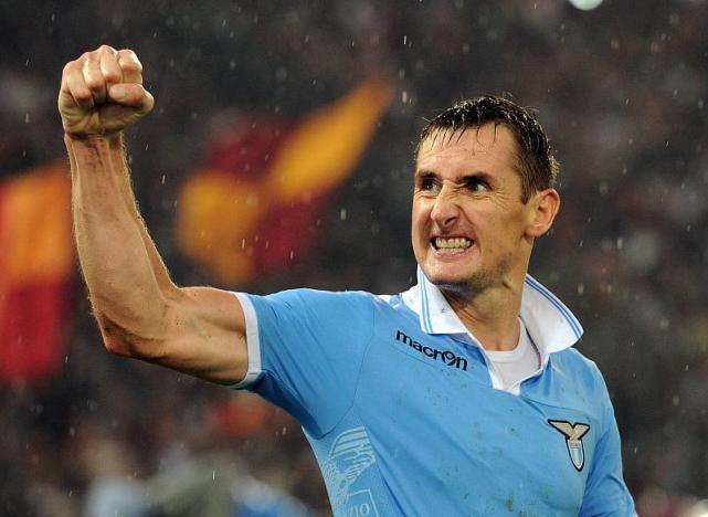 莱万多夫斯基新星大胜表现惊艳，SKT未来可期！